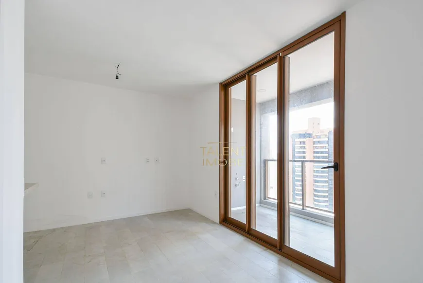 Foto 1 de Apartamento com 1 Quarto à venda, 26m² em Vila Nova Conceição, São Paulo