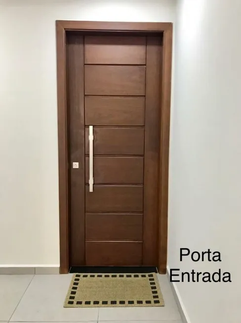 Foto 1 de Sobrado com 3 Quartos à venda, 184m² em Santa Maria, São Caetano do Sul