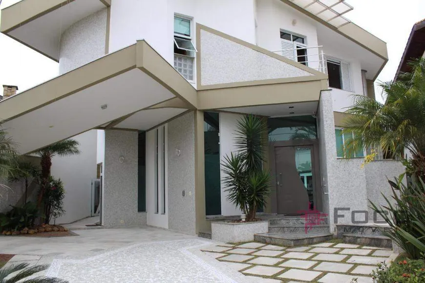 Foto 1 de Casa com 4 Quartos para alugar, 409m² em Condominio Esplanada do Sol, São José dos Campos