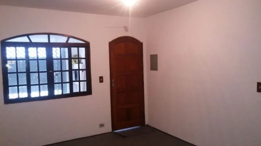 Foto 1 de Sobrado com 3 Quartos à venda, 125m² em Vila Castelo, São Paulo