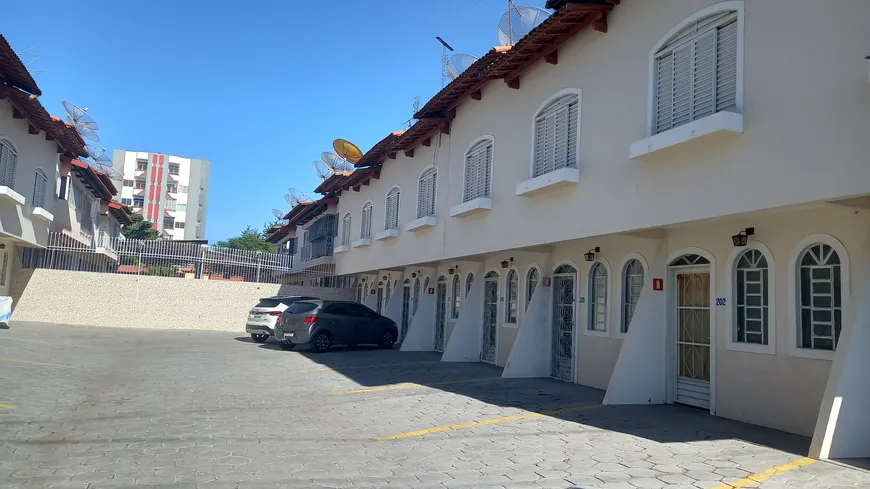 Foto 1 de Apartamento com 2 Quartos à venda, 58m² em Nova Vila, Caldas Novas