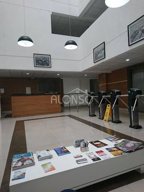 Foto 1 de Sala Comercial para alugar, 42m² em Granja Viana, Cotia