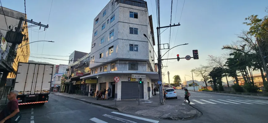 Foto 1 de Ponto Comercial para alugar, 140m² em Centro, Juiz de Fora