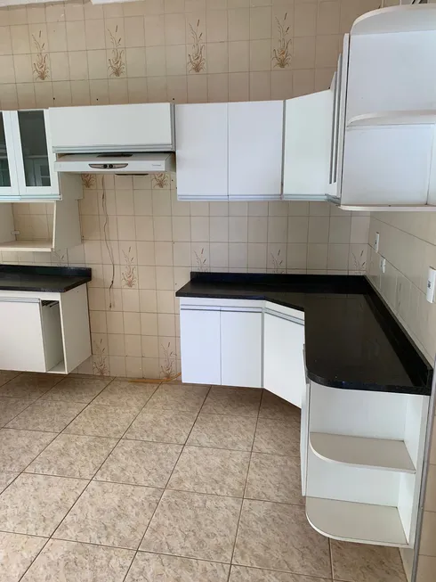 Foto 1 de Casa com 4 Quartos à venda, 225m² em Jardim Alvorada, São José do Rio Preto