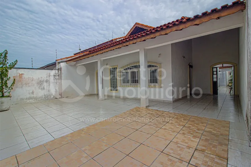 Foto 1 de Casa com 3 Quartos à venda, 152m² em Balneario Barra de Jangada , Peruíbe