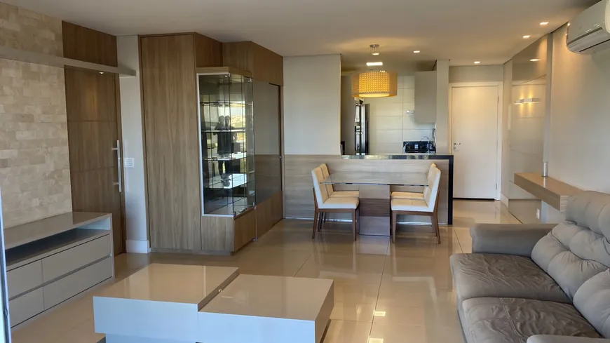 Foto 1 de Apartamento com 3 Quartos à venda, 108m² em Jardim Karaíba, Uberlândia