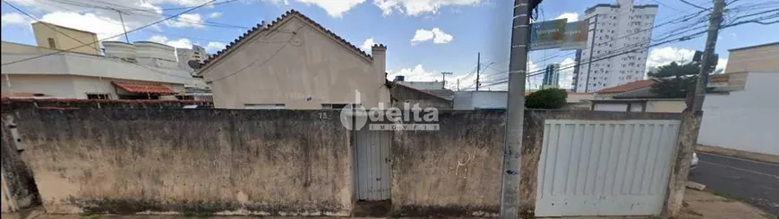 Foto 1 de Casa com 2 Quartos à venda, 100m² em Nossa Senhora Aparecida, Uberlândia