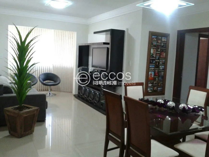 Foto 1 de Apartamento com 3 Quartos à venda, 93m² em Jardim Finotti, Uberlândia