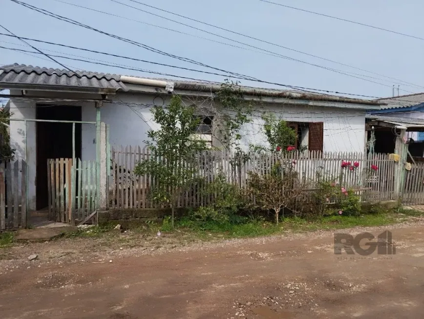 Foto 1 de Casa com 3 Quartos à venda, 59m² em Ponta Grossa, Porto Alegre