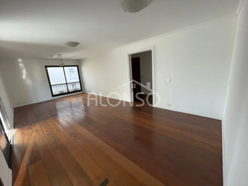 Foto 1 de Apartamento com 4 Quartos à venda, 180m² em Vila Andrade, São Paulo