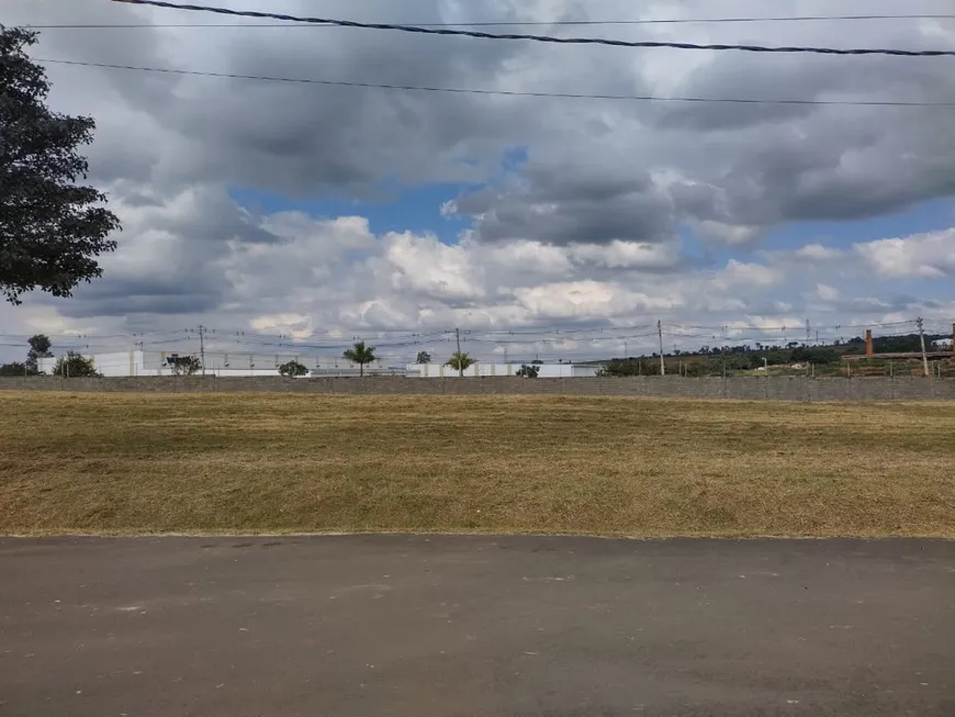 Foto 1 de Lote/Terreno com 1 Quarto à venda, 810m² em Itaim Mirim, Itu