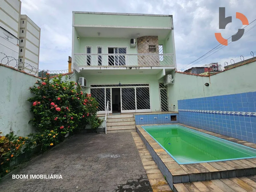 Foto 1 de Casa com 3 Quartos à venda, 145m² em Centro, Nova Iguaçu