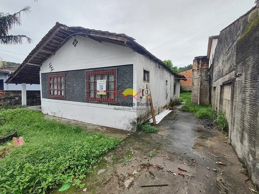 Foto 1 de Lote/Terreno à venda, 429m² em Parque Guarani, Joinville