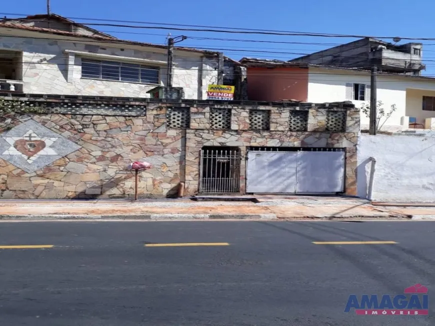 Foto 1 de Casa com 2 Quartos à venda, 319m² em Vila Aprazivel, Jacareí