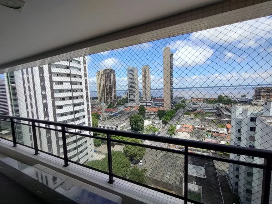 Foto 1 de Apartamento com 2 Quartos para alugar, 98m² em Umarizal, Belém