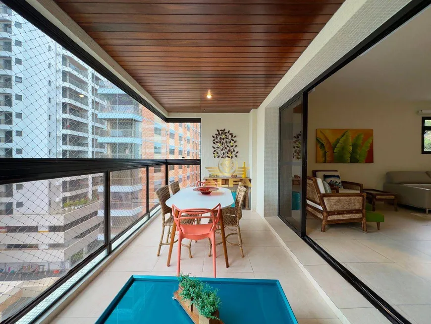 Foto 1 de Apartamento com 4 Quartos à venda, 192m² em Pitangueiras, Guarujá