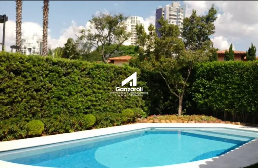 Foto 1 de Casa com 5 Quartos à venda, 751m² em Jardim Luzitânia, São Paulo