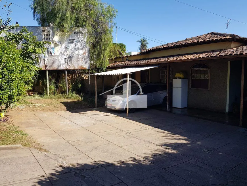 Foto 1 de Casa com 3 Quartos à venda, 200m² em Piedade, Sete Lagoas