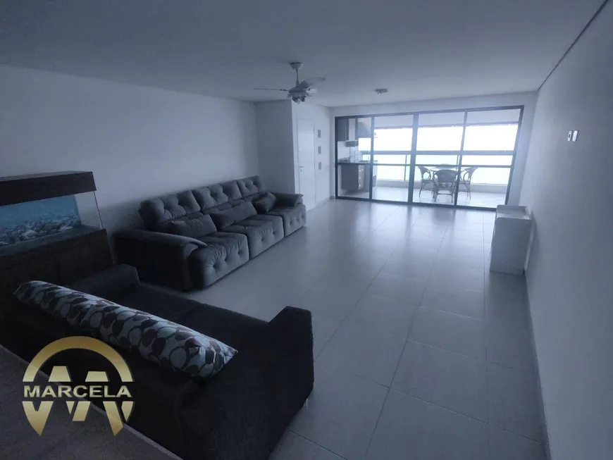 Foto 1 de Apartamento com 3 Quartos à venda, 220m² em Praia das Pitangueiras, Guarujá