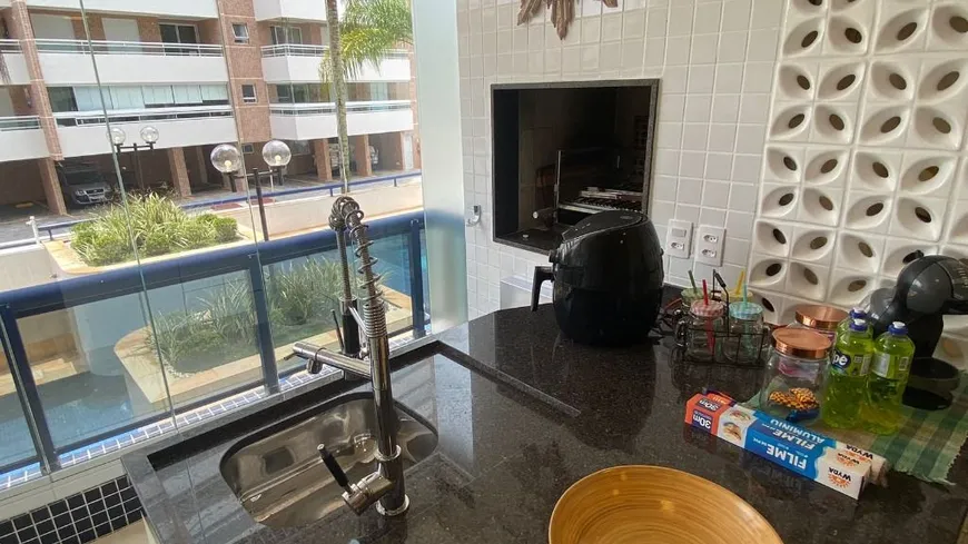 Foto 1 de Apartamento com 4 Quartos à venda, 135m² em Riviera de São Lourenço, Bertioga