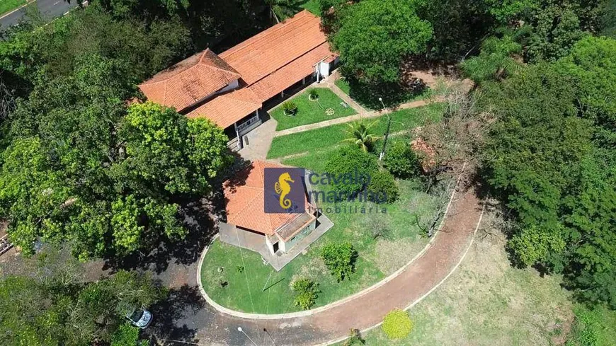 Foto 1 de Fazenda/Sítio com 5 Quartos à venda, 500m² em Zona Rural, Jardinópolis
