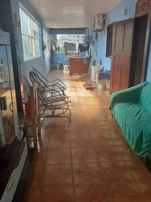 Foto 1 de Casa de Condomínio com 5 Quartos à venda, 360m² em Parque Dez de Novembro, Manaus