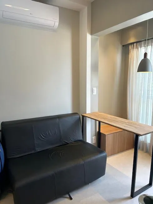 Foto 1 de Flat com 1 Quarto para alugar, 28m² em Vila Nova Conceição, São Paulo