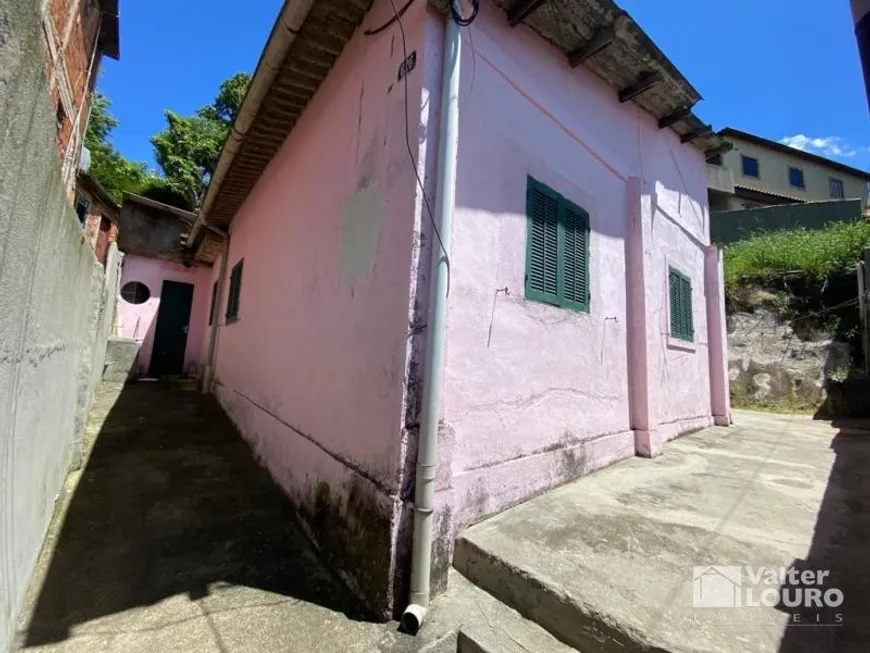 Foto 1 de Casa com 2 Quartos para venda ou aluguel, 73m² em Alto da Serra, Petrópolis