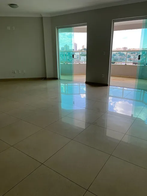 Foto 1 de Apartamento com 3 Quartos à venda, 155m² em Saraiva, Uberlândia
