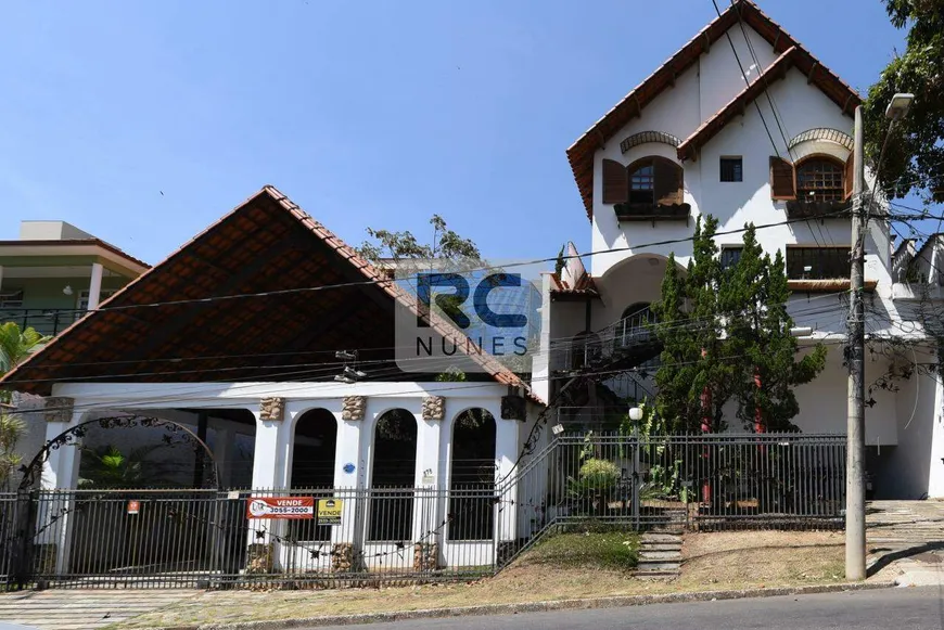 Foto 1 de Casa com 5 Quartos à venda, 1100m² em Santa Lúcia, Belo Horizonte