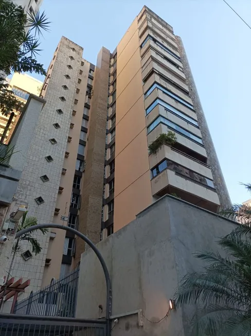 Foto 1 de Apartamento com 4 Quartos à venda, 253m² em Setor Bueno, Goiânia