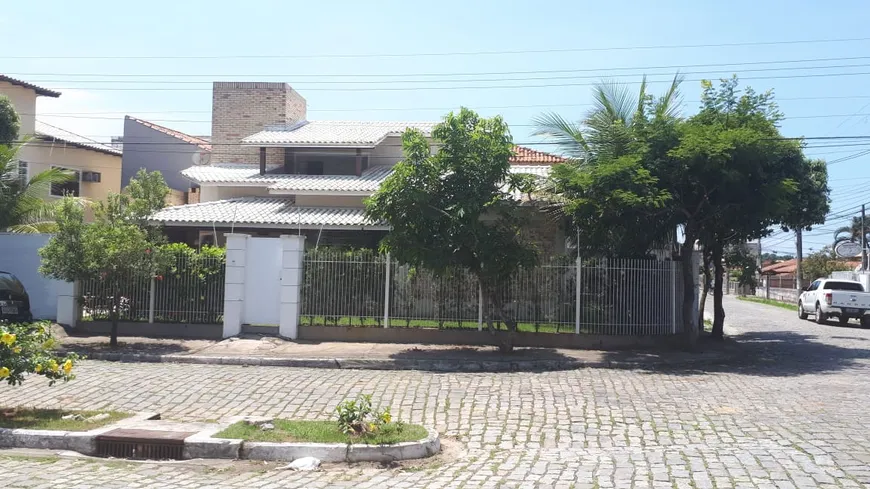 Foto 1 de Casa com 4 Quartos à venda, 250m² em Novo Rio das Ostras, Rio das Ostras