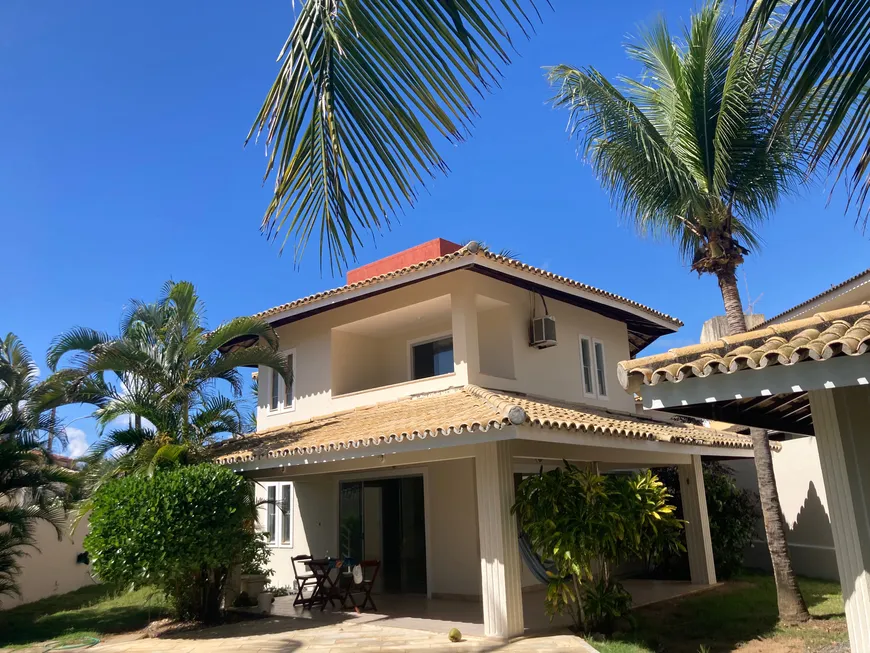 Foto 1 de Casa de Condomínio com 4 Quartos à venda, 220m² em Buraquinho, Lauro de Freitas