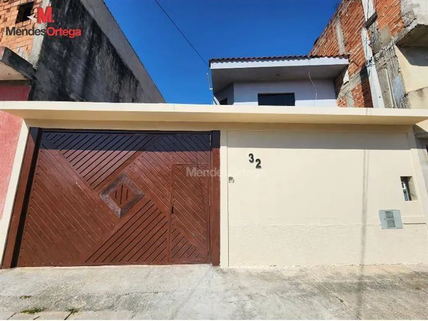 Foto 1 de Casa com 2 Quartos à venda, 125m² em Eden, Sorocaba