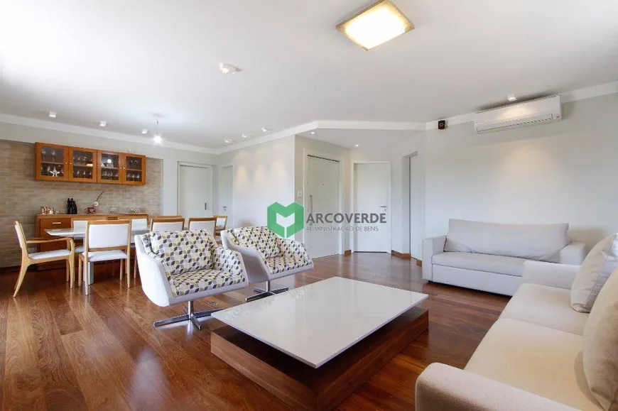 Foto 1 de Apartamento com 4 Quartos à venda, 208m² em Vila Madalena, São Paulo