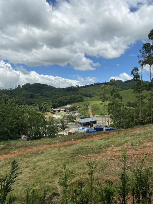 Foto 1 de Lote/Terreno à venda, 848m² em Norte de Picarras, Balneário Piçarras