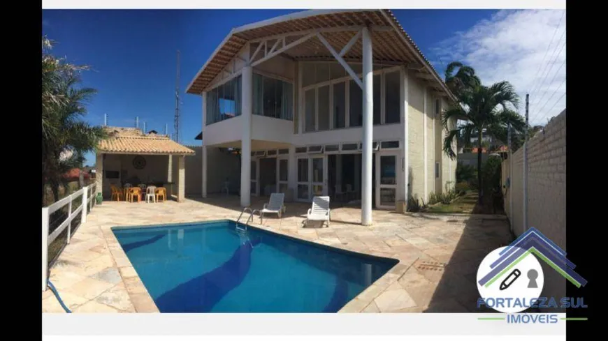 Foto 1 de Casa com 3 Quartos à venda, 345m² em Chacara da Prainha, Aquiraz