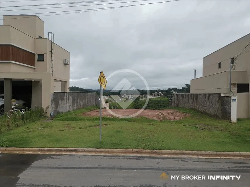 Foto 1 de Lote/Terreno à venda, 300m² em Jardins Barcelona, Senador Canedo