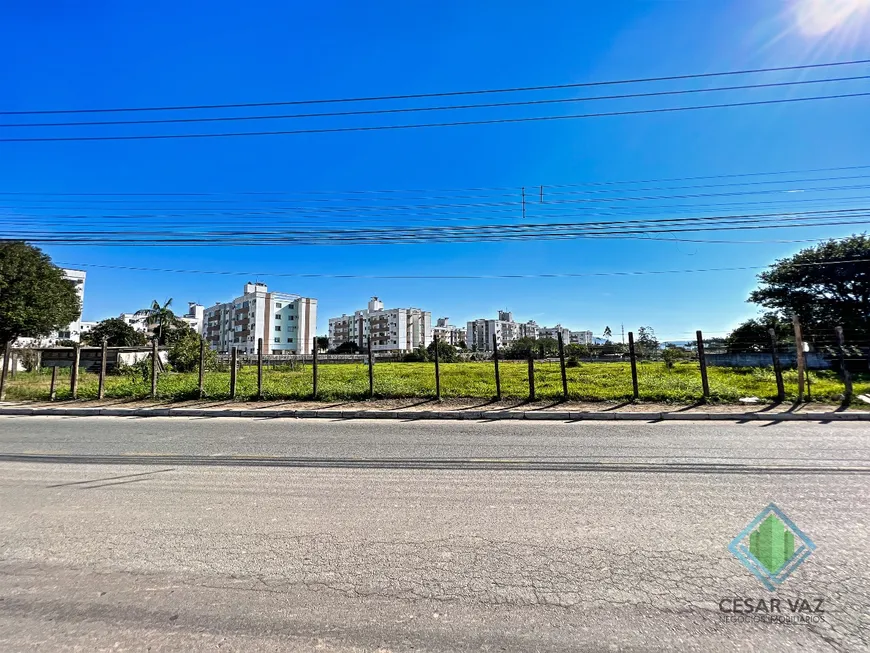 Foto 1 de Lote/Terreno à venda, 1902m² em Forquilhas, São José