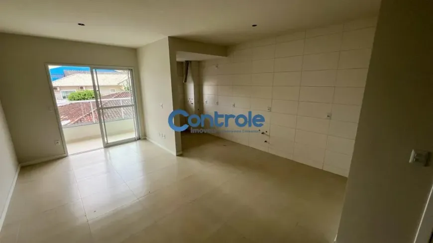 Foto 1 de Apartamento com 3 Quartos à venda, 78m² em Barreiros, São José