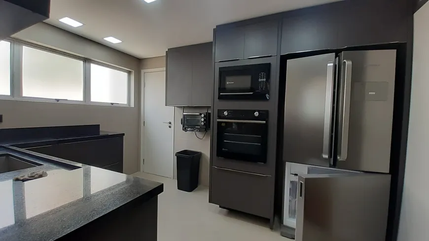 Foto 1 de Apartamento com 2 Quartos para venda ou aluguel, 123m² em Jardim Paulista, São Paulo