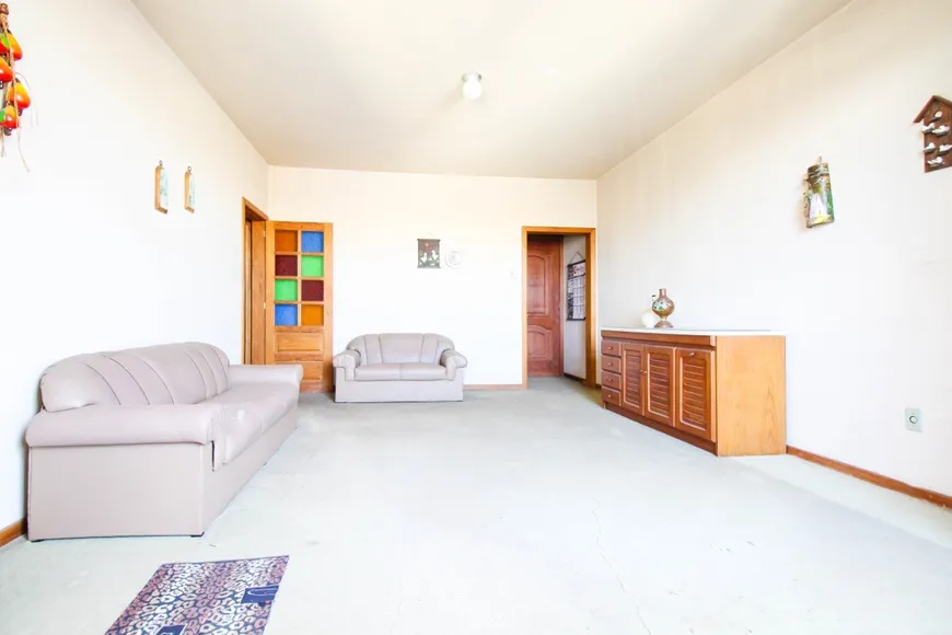 Foto 1 de Apartamento com 4 Quartos à venda, 109m² em São Geraldo, Porto Alegre