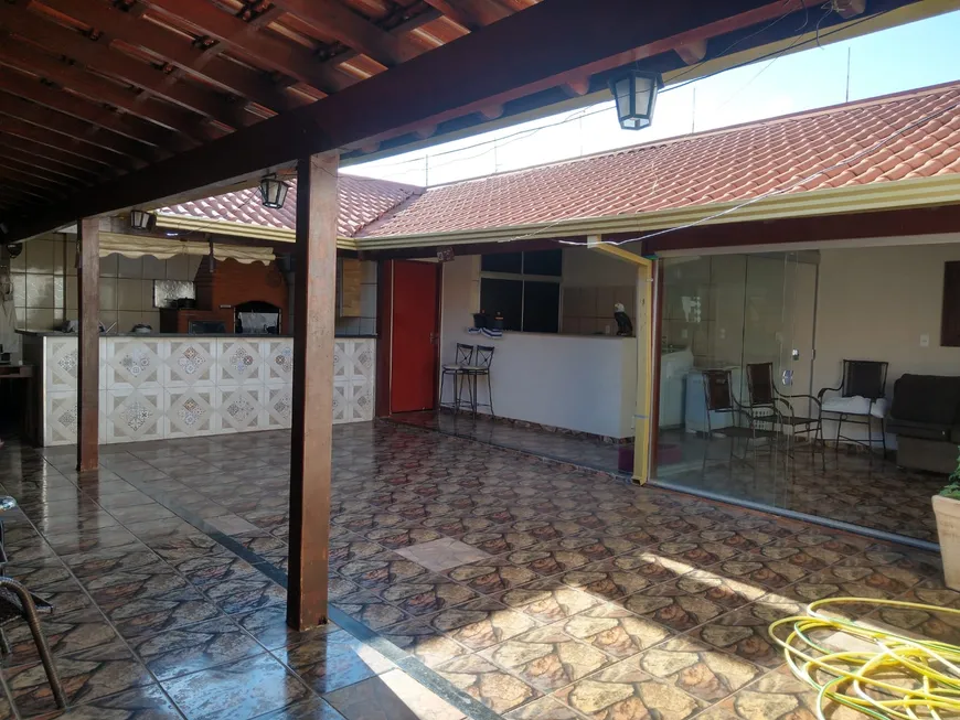 Foto 1 de Casa com 4 Quartos à venda, 450m² em Loteamento Clube V, São José do Rio Preto