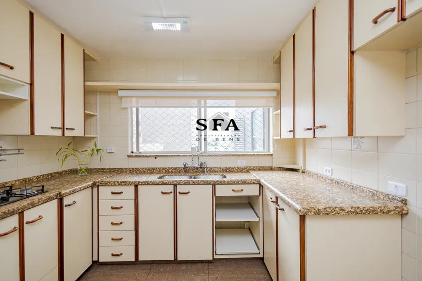 Foto 1 de Apartamento com 3 Quartos à venda, 171m² em Água Verde, Curitiba