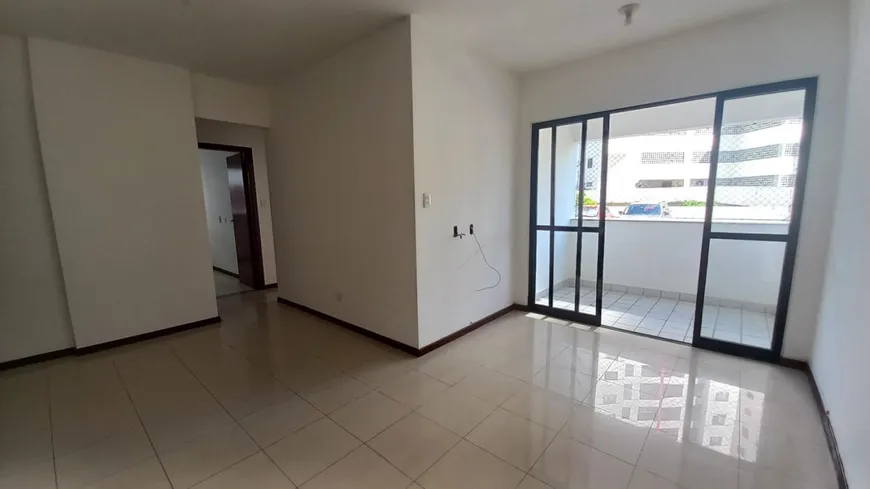 Foto 1 de Apartamento com 3 Quartos à venda, 76m² em Stiep, Salvador
