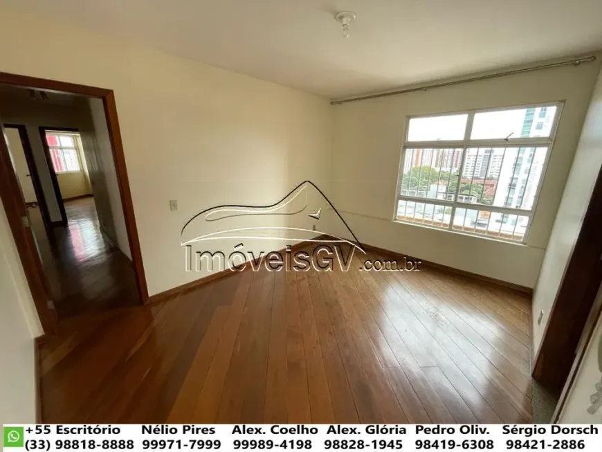 Foto 1 de Apartamento com 3 Quartos à venda, 167m² em Centro, Governador Valadares