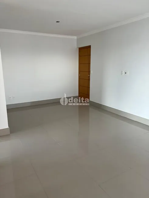 Foto 1 de Cobertura com 3 Quartos à venda, 189m² em Nossa Senhora Aparecida, Uberlândia