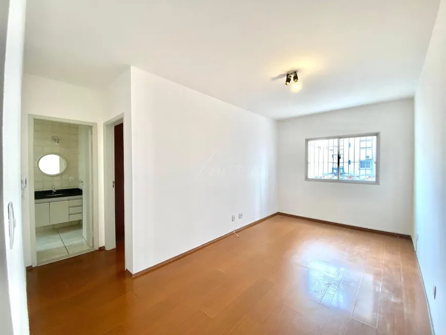 Foto 1 de Apartamento com 1 Quarto à venda, 50m² em Vila Itapura, Campinas