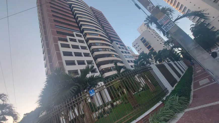 Foto 1 de Apartamento com 3 Quartos à venda, 210m² em Aldeota, Fortaleza