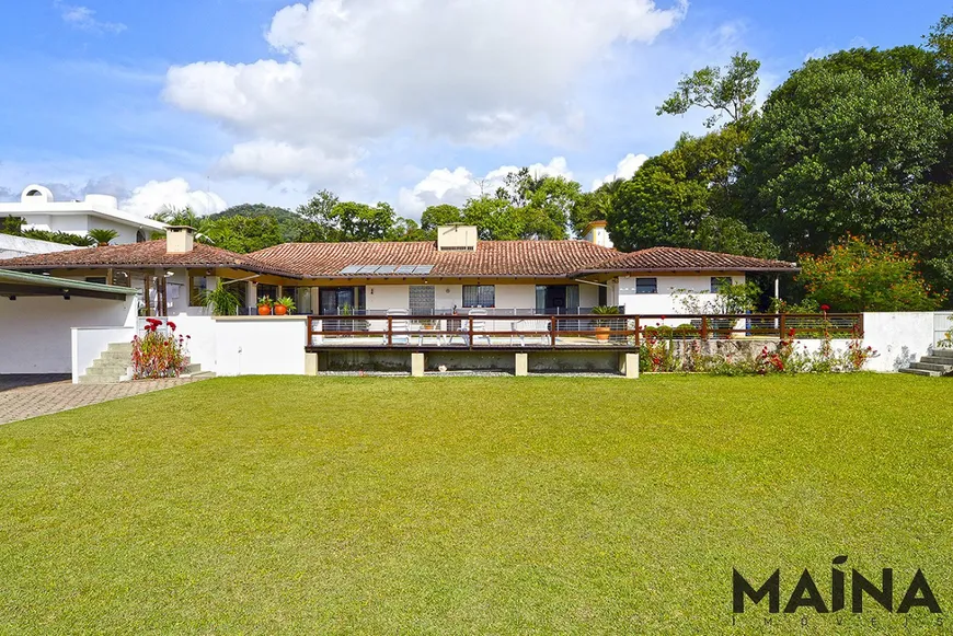 Foto 1 de Casa com 4 Quartos à venda, 366m² em Garcia, Blumenau